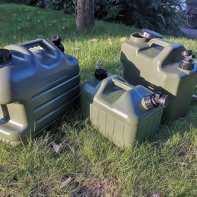 DESERT & FOX Water Container with Spigot 2.6/4.8/6.6Gal PE Water Storage Carrier Portable Green Bucket for Camping Hiking Picnic BBQ(Green 2.6Gal)