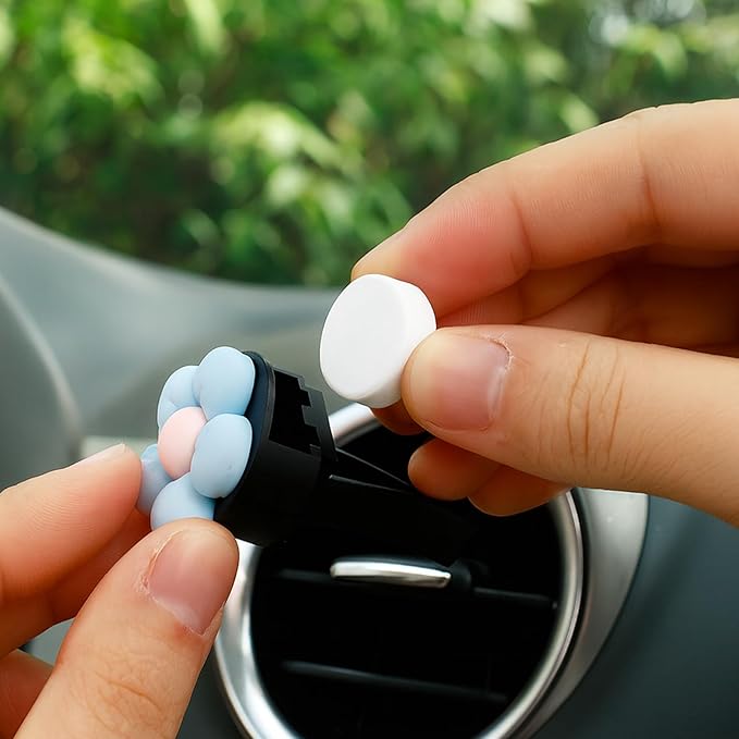 60PCS Car Air Freshener Refill Felt Pads Unscented Essential Oil Perfumes Refill Freshener Clips Diffuser 17mm Universal Essential Oil Perfumes Tablets for Car Air Vent Clips Diffusers