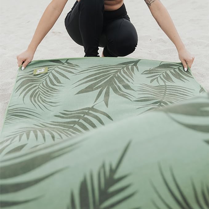 Sprints Athletic Running Towel, Full-Sized, Car Seat Cover - Performance Microfiber (Garden of Races Past)