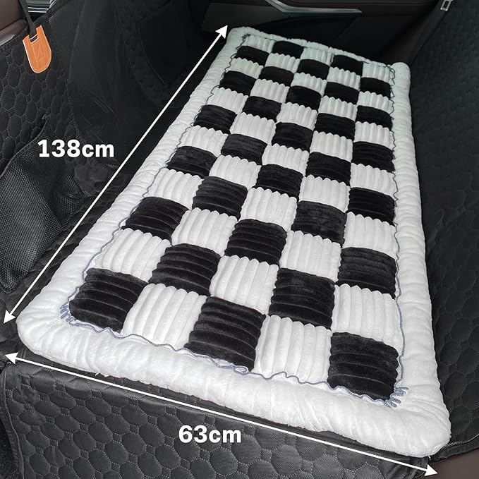 Dog Car Seat Cover for Back Seat, Dog Bed for Car, Fit for Backseat Extenders, Car Seat Protector, Nonslip Soft Durable for Cars Trucks and SUVs (Black and White, 23.6"*51")