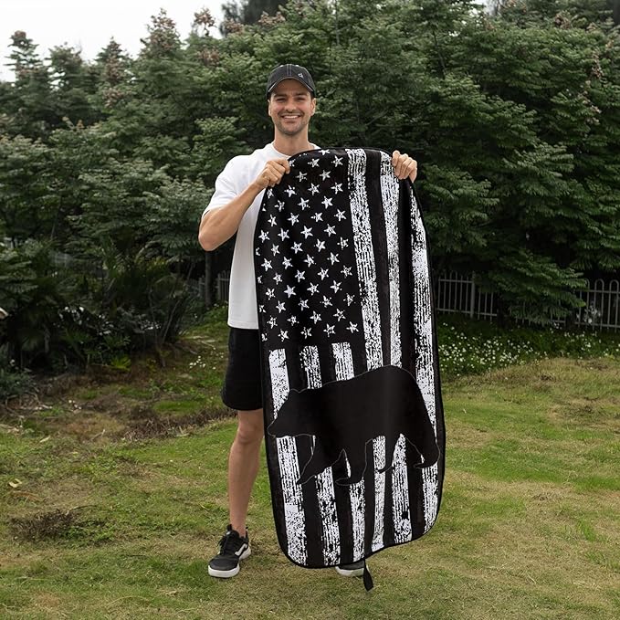 Premium Hooded Cloth Seat Cover for Cars - Automotive Seat Pads Universal Fit for Sedans Truck SUV - Waterproof Front Seat Protectors Great for Athletes Workouts Swimming Running Boxing Yoga