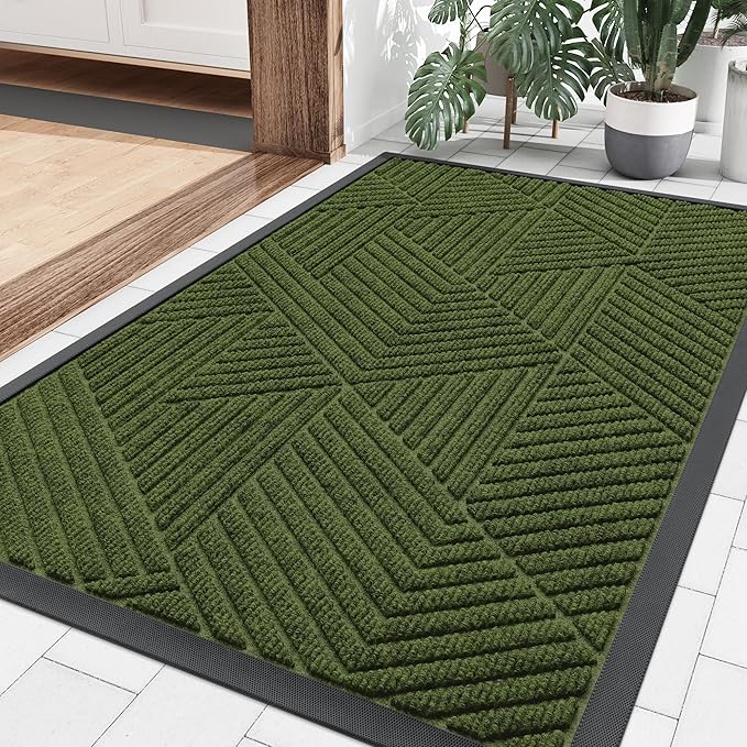 Smiry Front Door Mat Outside Entrance, Heavy Duty Sturdy Natural Rubber Doormat, Trap Dirt and Moisture, Easy Clean Low Profile Mats for Indoor Outdoor Entry, Irregular Triangle (36x24, FST-Green)
