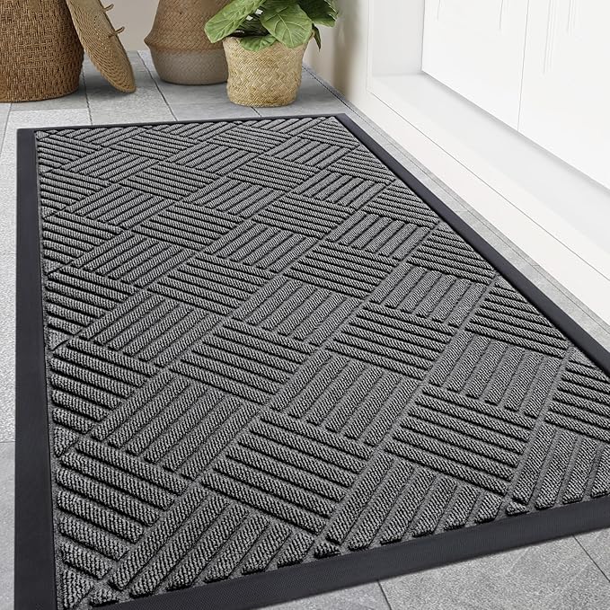 Smiry Front Door Mat Outside Entrance, Heavy Duty Outdoor Indoor Natural Rubber Doormat, Non Slip, Trap Dirt and Moisture, Easy Clean, Low Profile Patio Porch Entryway Mat, 47x32, Grey
