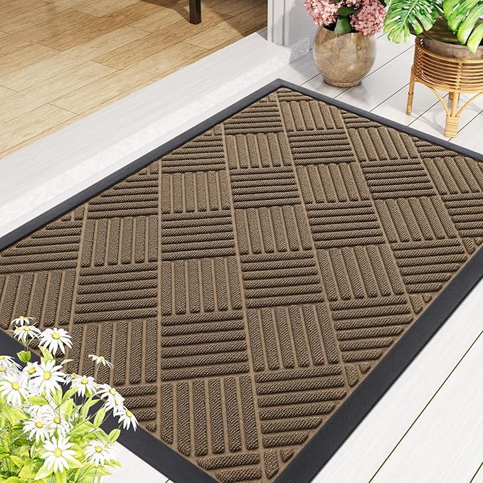 Smiry Front Door Mat Outside Entrance, Heavy Duty Outdoor Indoor Natural Rubber Doormat, Non Slip, Trap Dirt and Moisture, Easy Clean, Low Profile Patio Porch Entryway Mat, 71x47, Brown